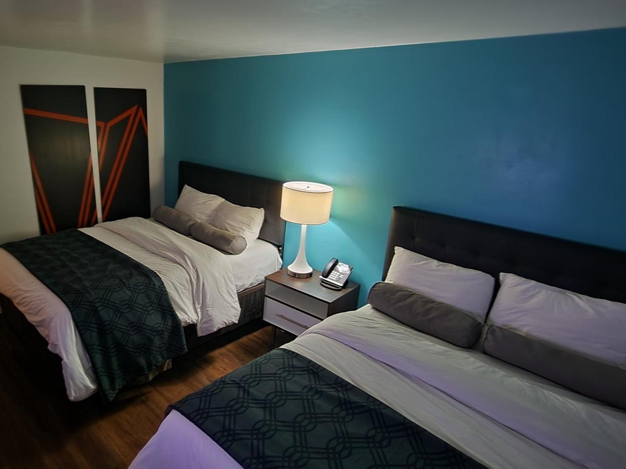 B&J Hotel And Apartments Pecos Buitenkant foto